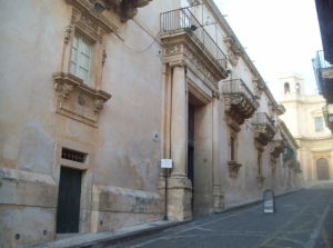 noto palazzo nicolaci